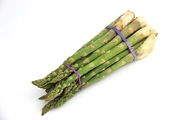 Groene asperges per bos