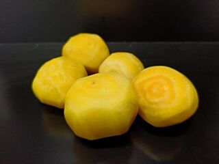 Bieten Geel GESCHILD per 1kg